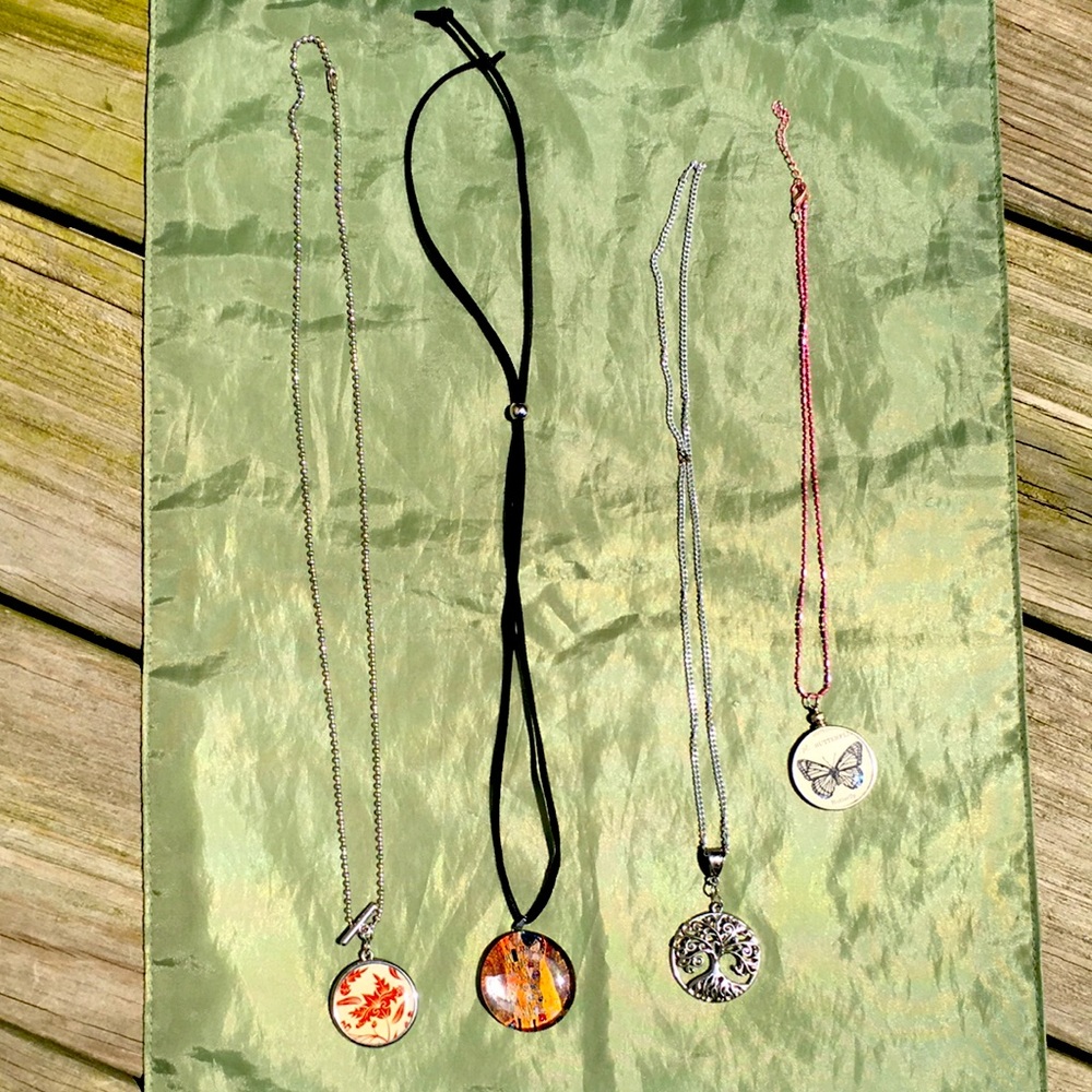 4 cute Necklaces